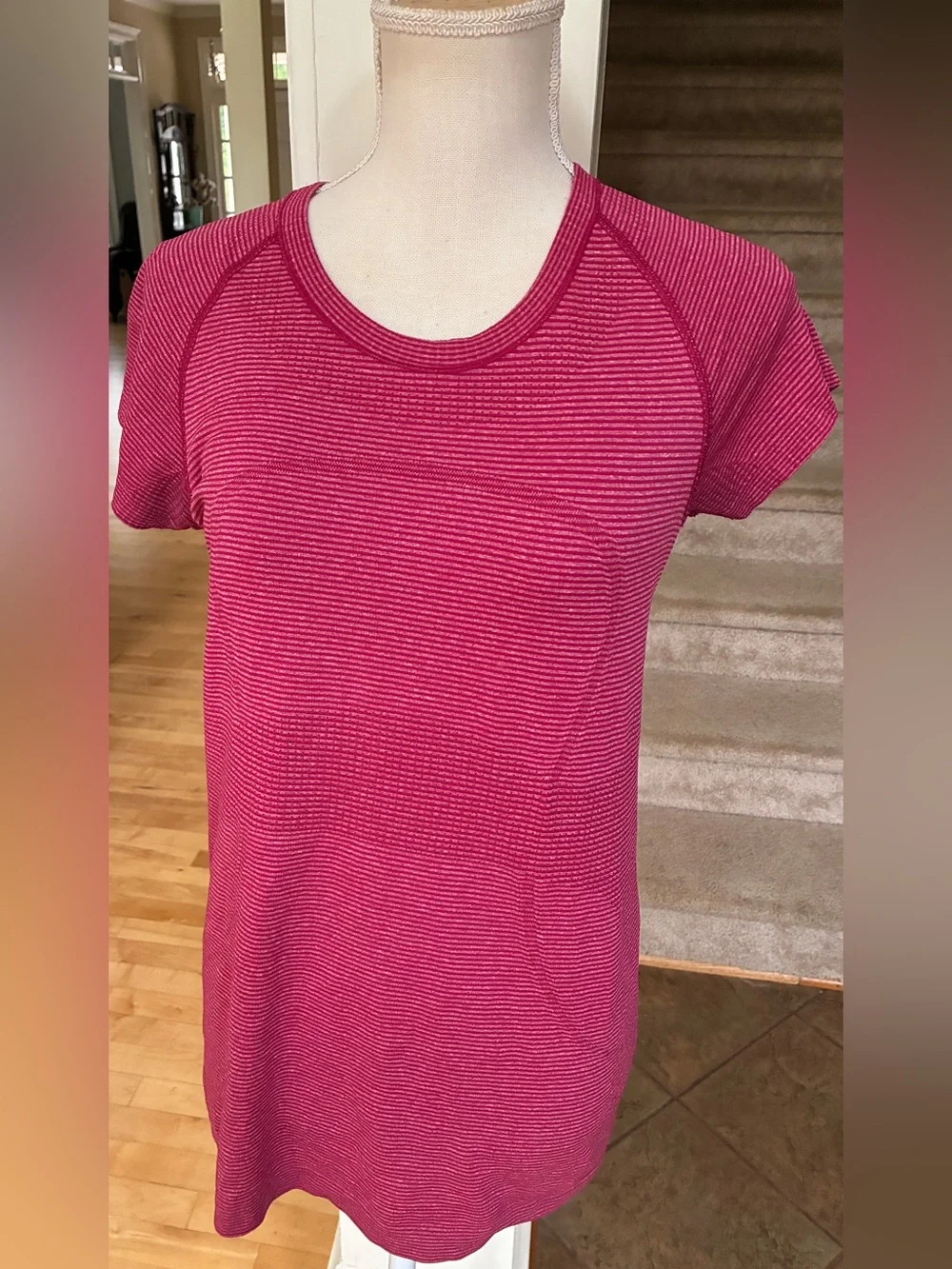 Lululemon Swiftly Tech Red Stripped Short Sleeve Running Crew Tee